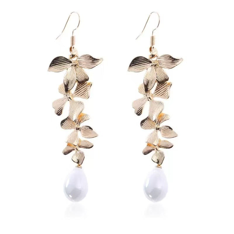 Romantic Pearl Earring for Special Moments
