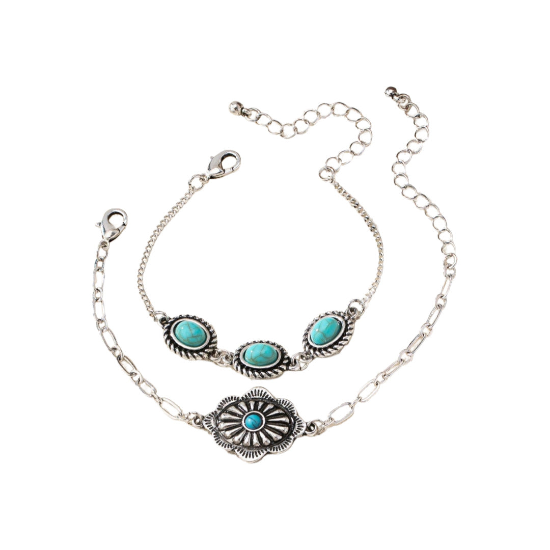 Beautiful Set with Unique Style