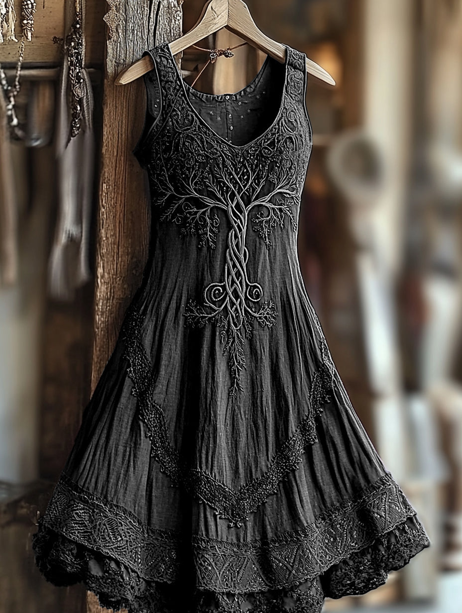 Sophisticated Dress with a Clean Classic Look