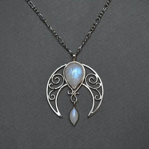 Classic Necklace with Timeless Appeal