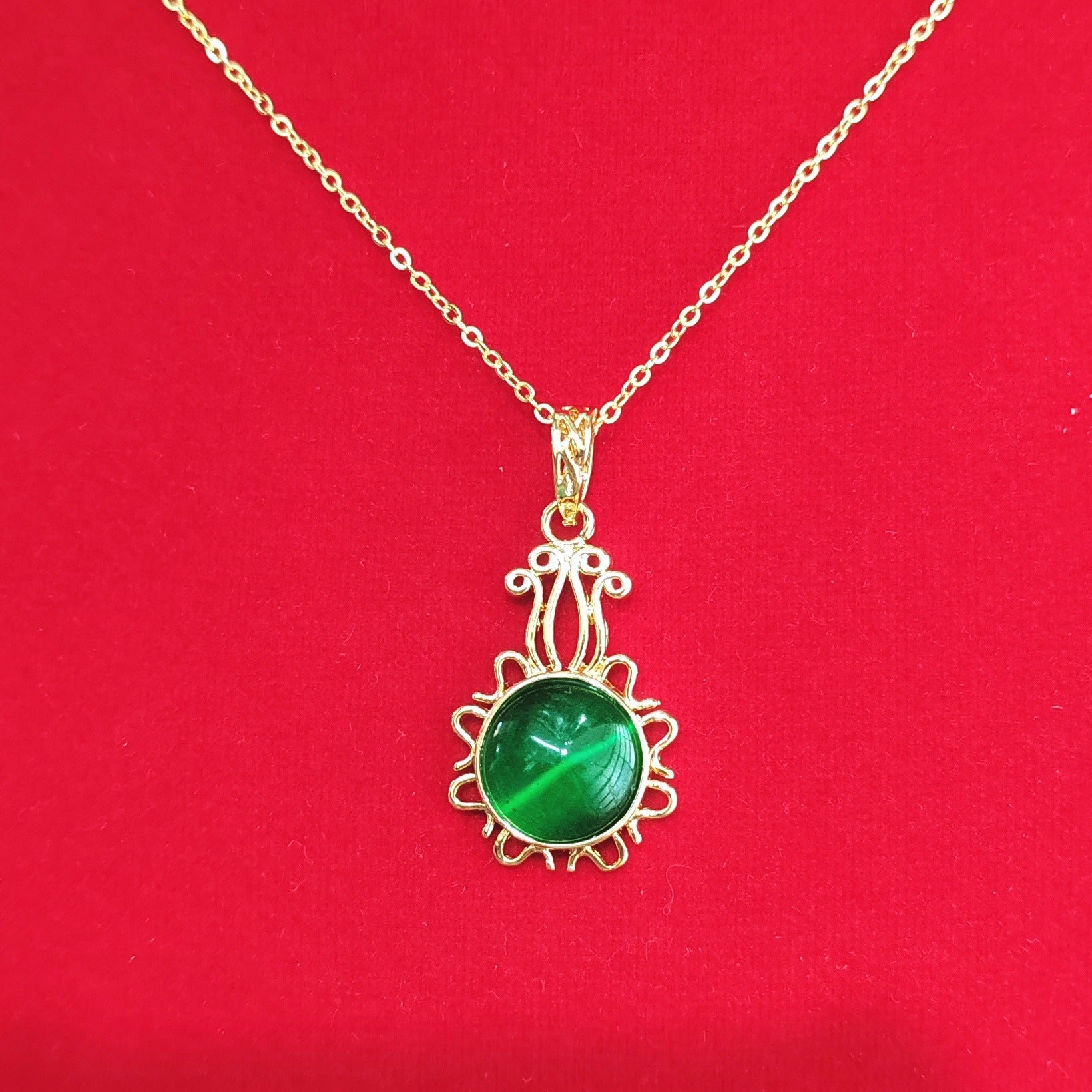 Beautiful Necklace with Unique Style