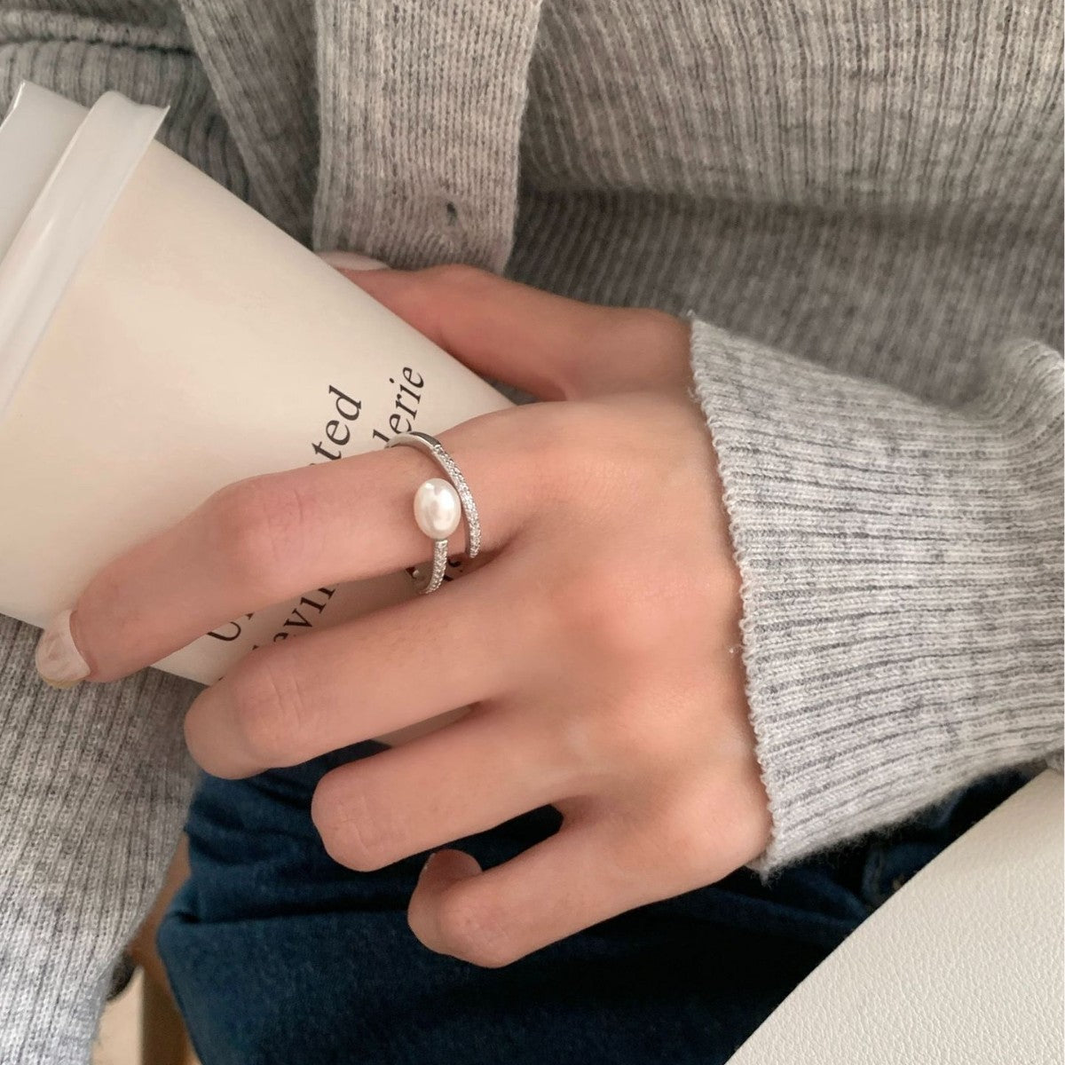 Beautiful Pearl Ring with Unique Style