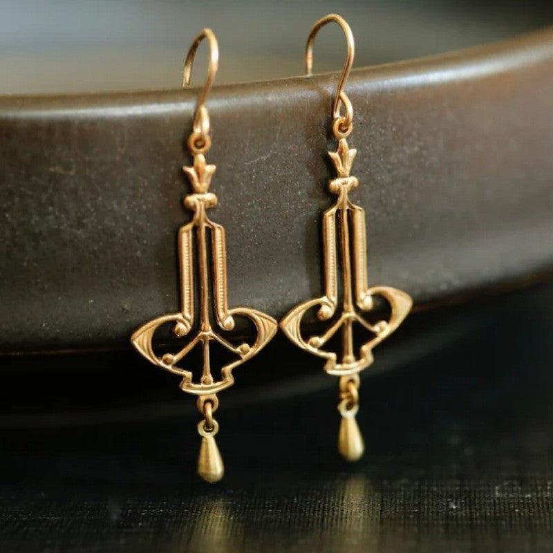 Stunning Earring for Daily Wear
