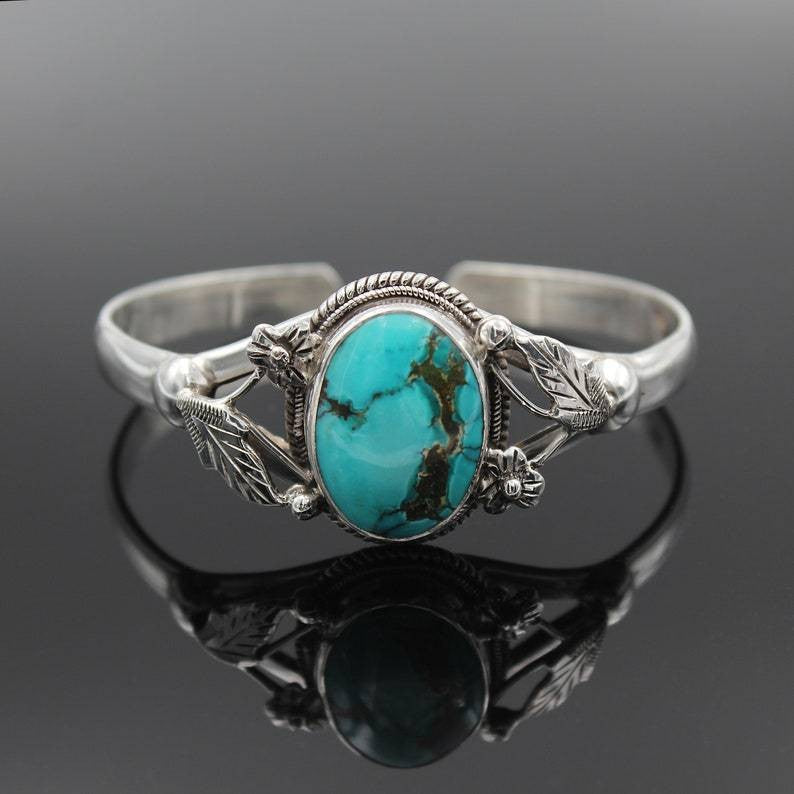 Romantic Bracelet for Special Moments