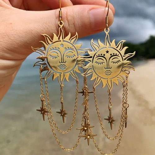 Beautiful Gold Earring with Unique Style
