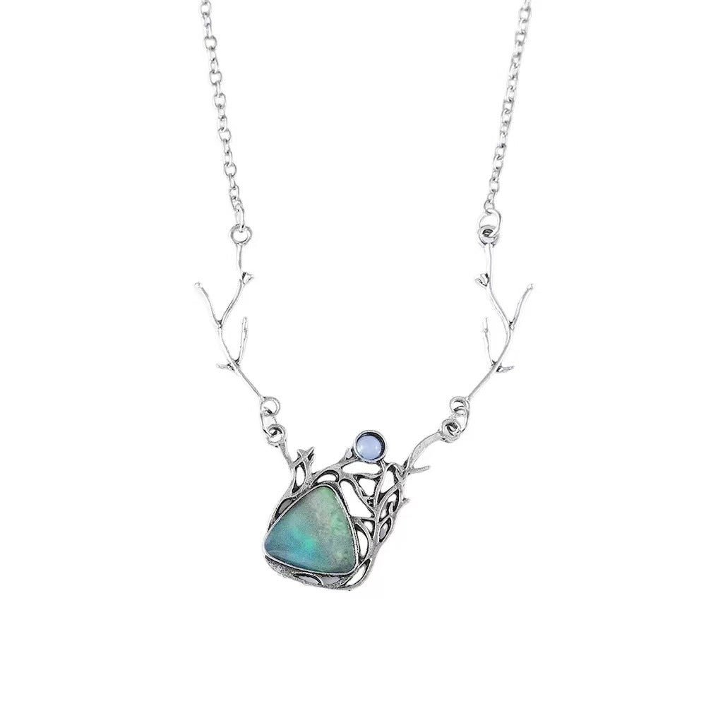 Elegant Pendant for Every Occasion