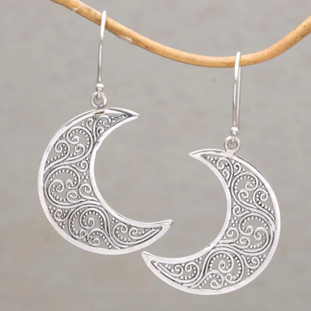 Charming Earring for Any Occasion