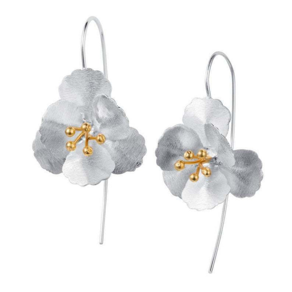 Elegant Gold Earring for Every Occasion