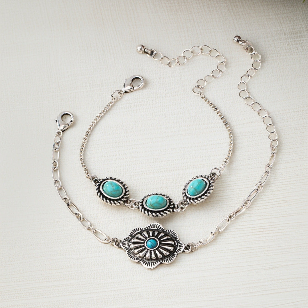Beautiful Set with Unique Style