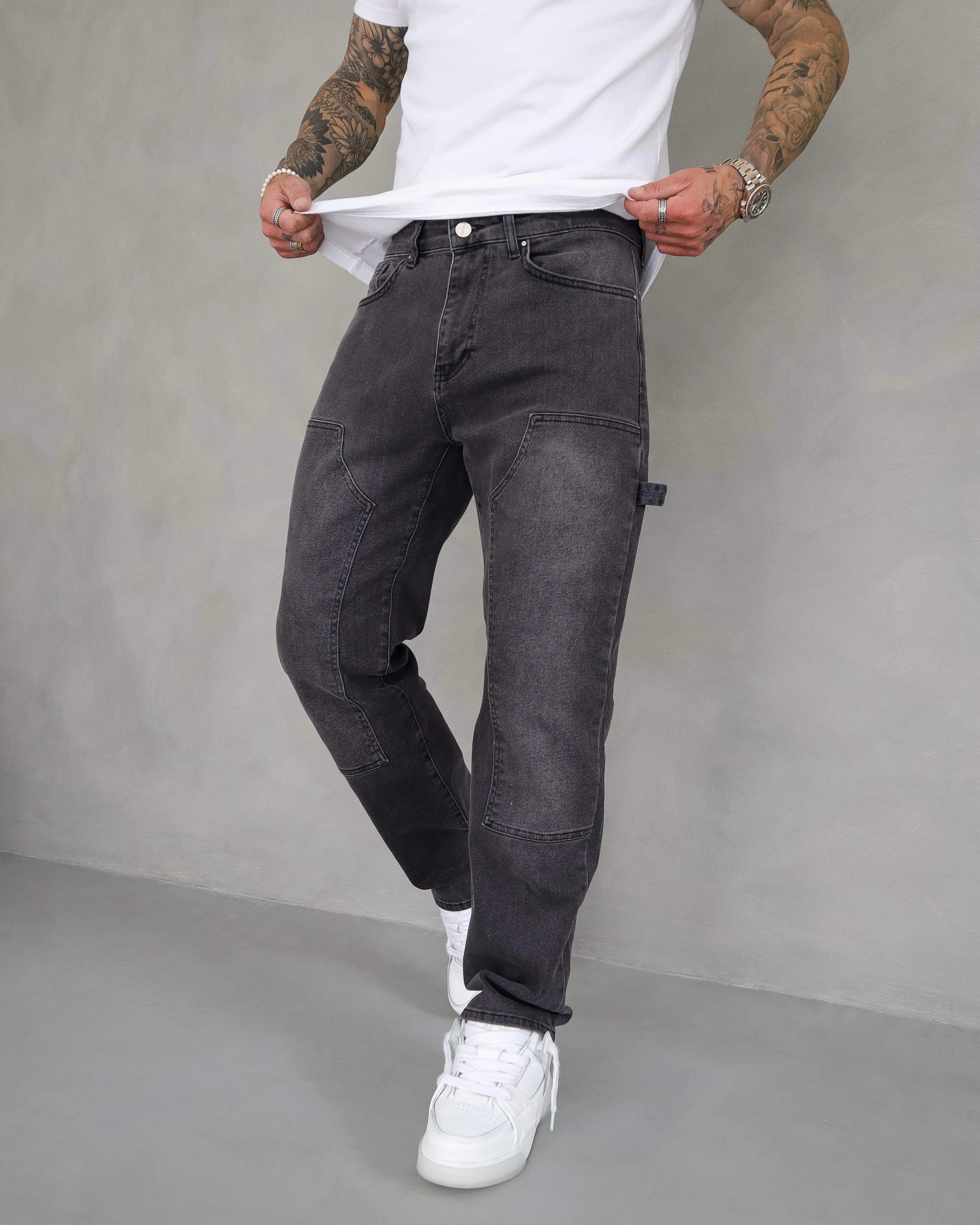 28 / Gray